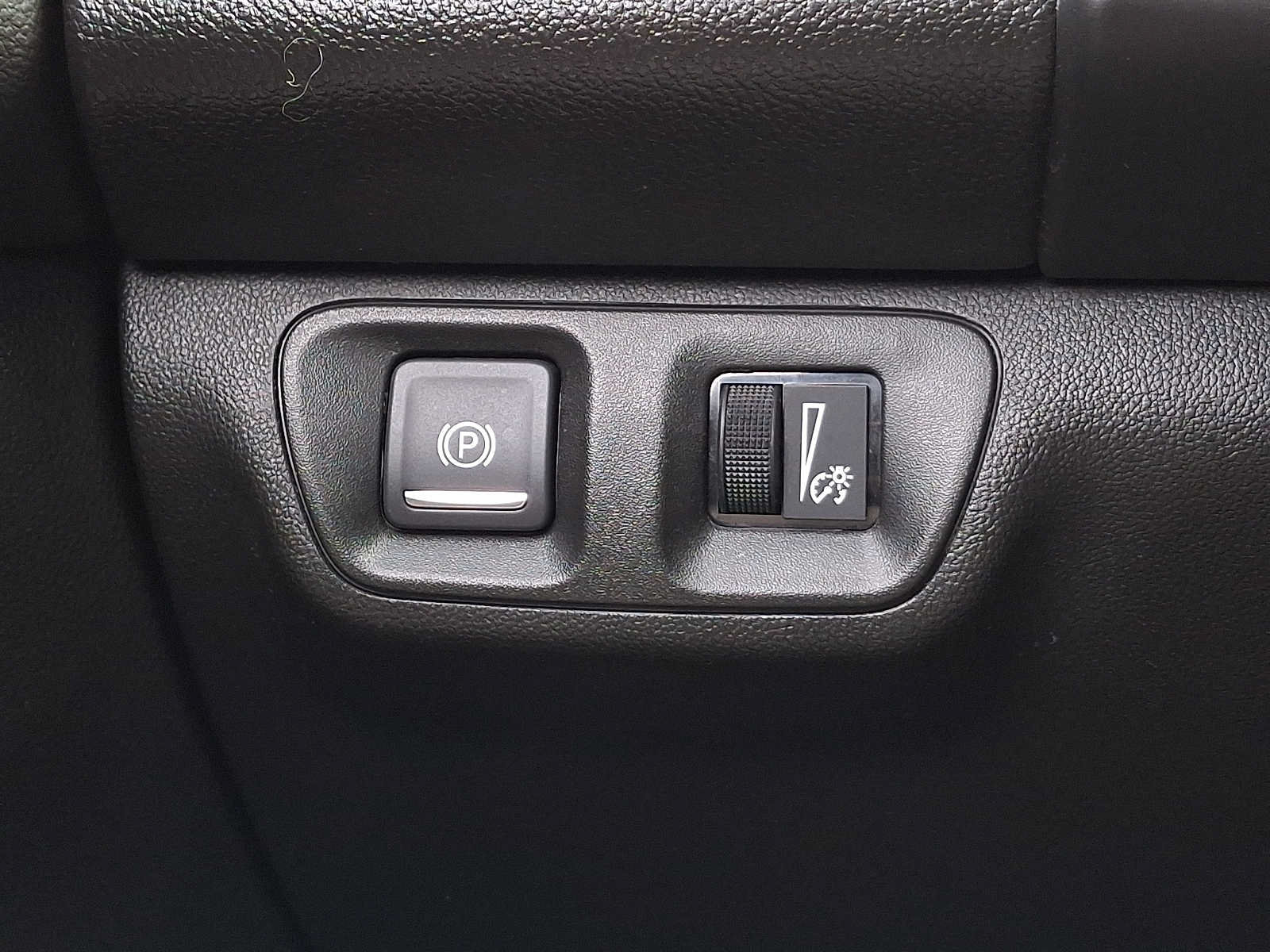 Used 2019 GMC Acadia SLE FWD image 26