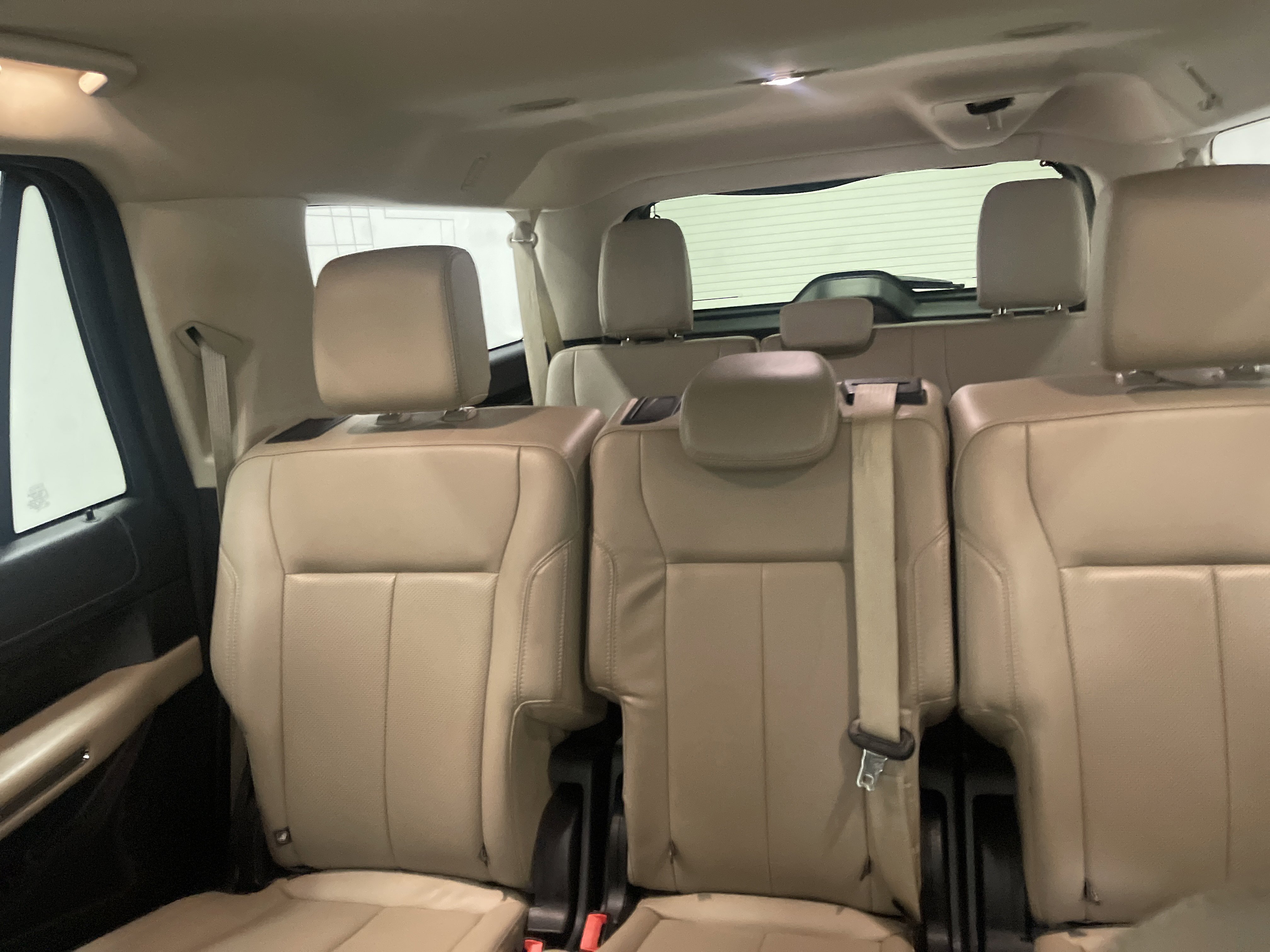 Used 2023 Ford Expedition Max XLT image 11