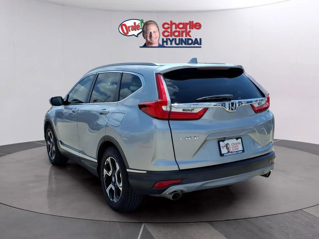 Used 2019 Honda CR-V Touring image 3