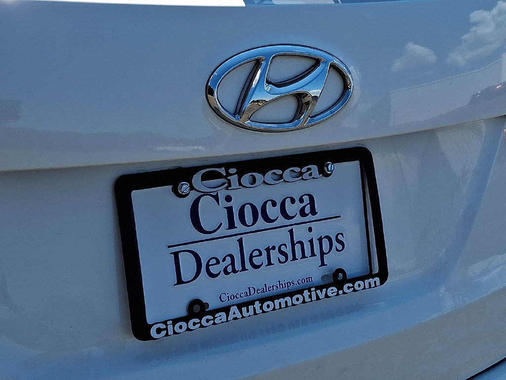 Used 2015 Hyundai Santa Fe Sport AWD/4WD image 30