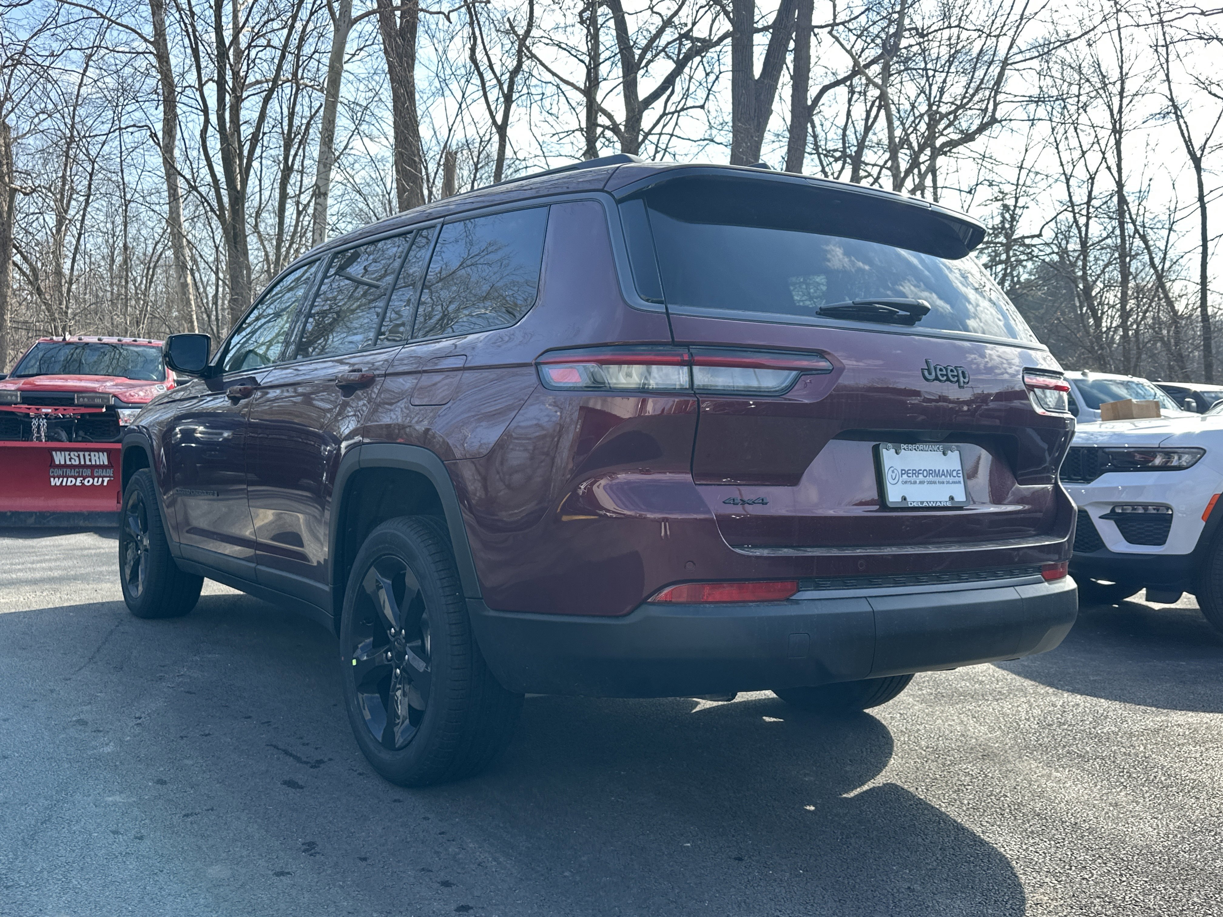 New 2026 Jeep Grand Cherokee L Limited w/ Limited Altitude Package AWD/4WD image 25