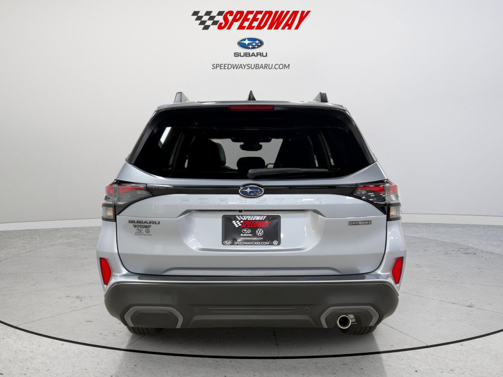 New 2025 Subaru Forester Limited w/ Popular Package image 6