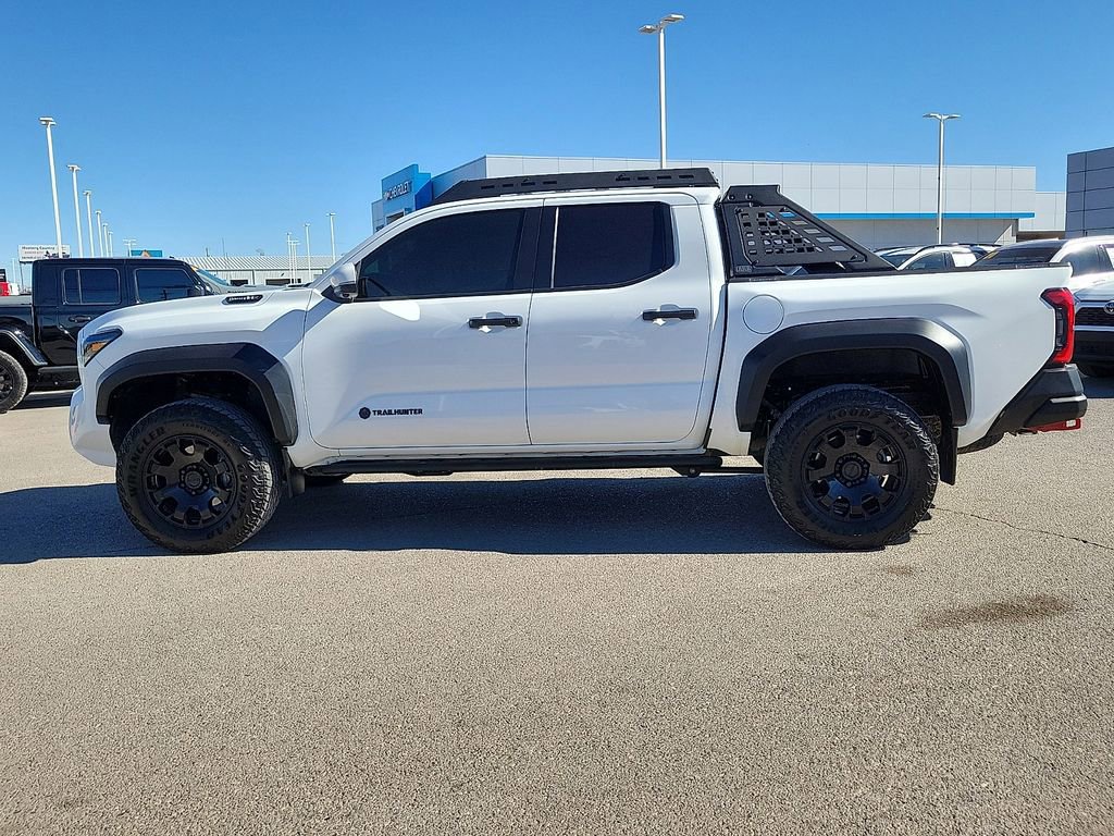 Used 2024 Toyota Tacoma Trailhunter image 6
