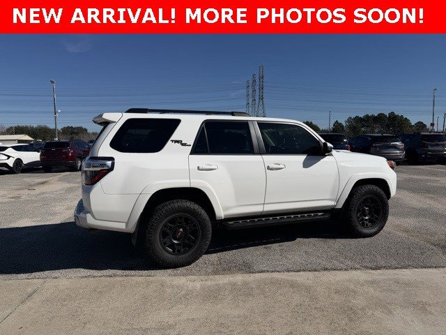 Used 2021 Toyota 4Runner TRD Off-Road image 3