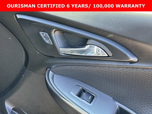 Used 2024 Chevrolet Malibu LT FWD image 9