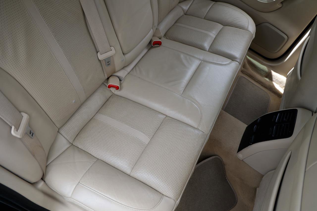 Used 2011 Lincoln MKS AWD w/ 102A Rapid Spec Order Code image 14