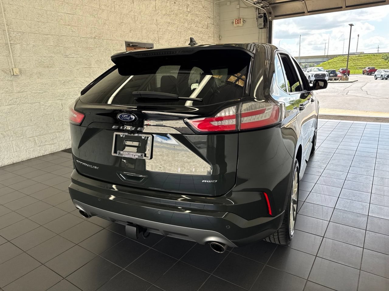 Used 2024 Ford Edge Titanium w/ Titanium Elite Package AWD/4WD image 7