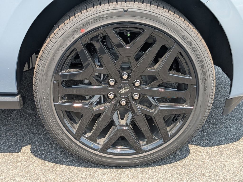 New 2026 Ford Expedition Max Platinum AWD/4WD image 12