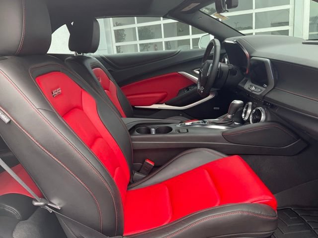 Used 2023 Chevrolet Camaro SS RWD image 8