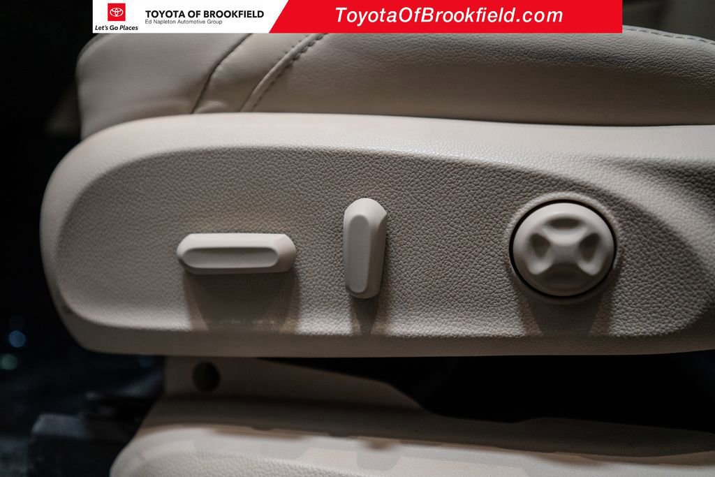 Used 2020 Buick Envision Essence image 21