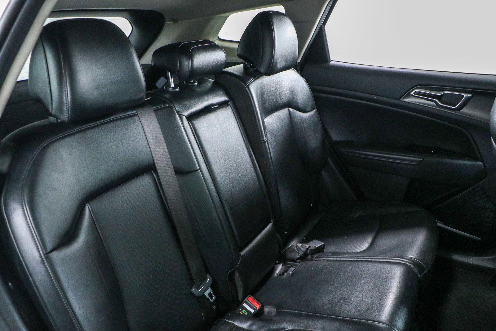 Used 2023 Kia Sportage EX FWD image 27