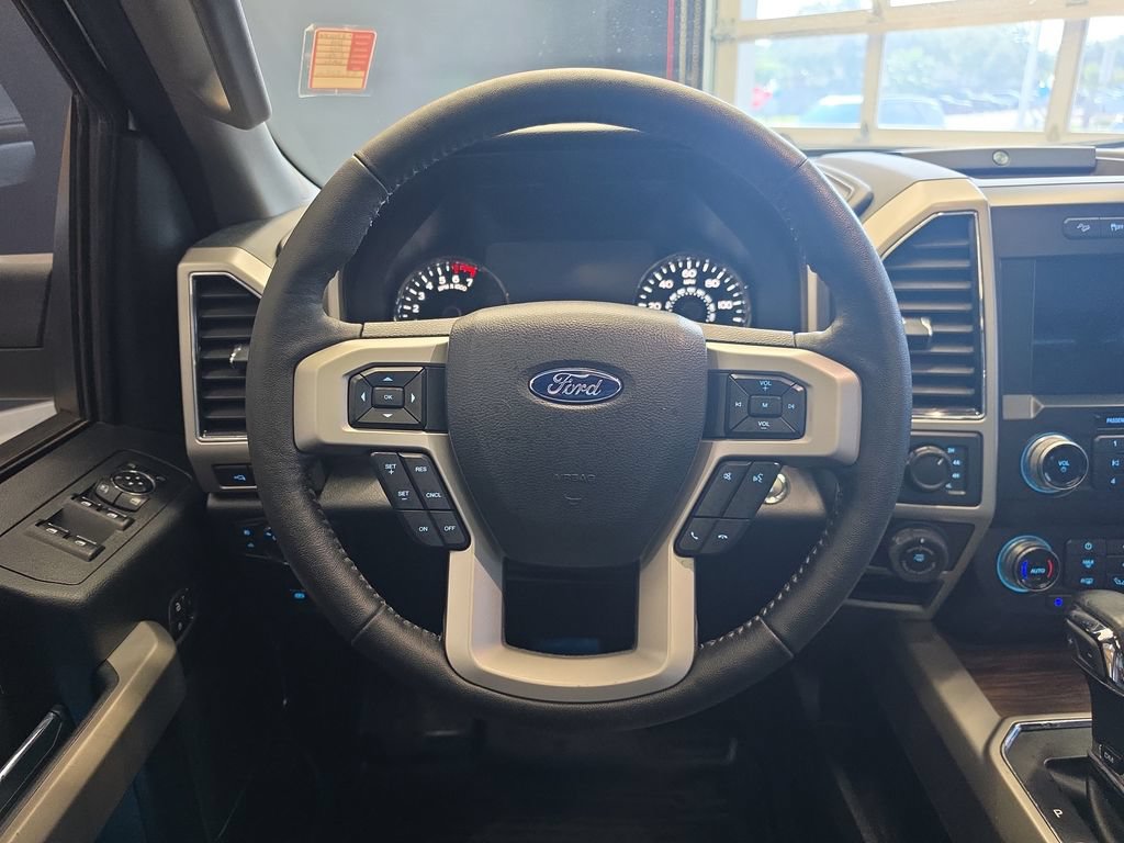 Used 2019 Ford F150 Lariat w/ Equipment Group 502A Luxury AWD/4WD image 21