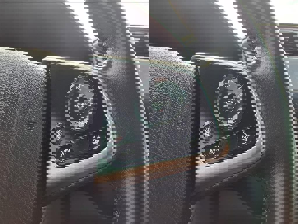 Used 2022 Honda CR-V Touring image 29