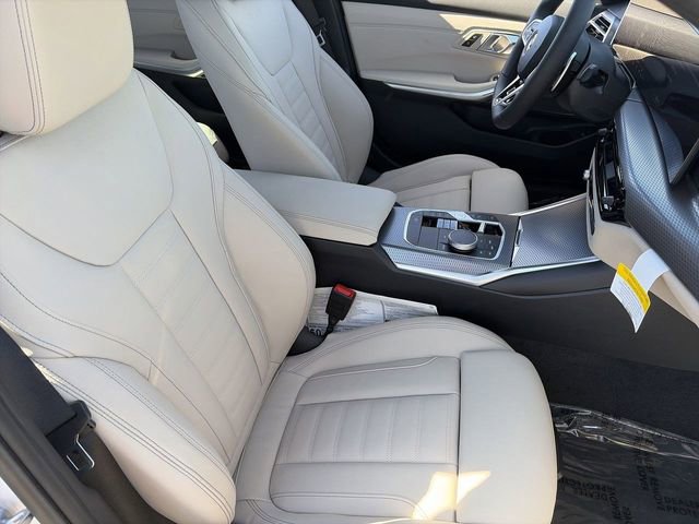 Used 2026 BMW 330i Sedan w/ M Sport Package image 11