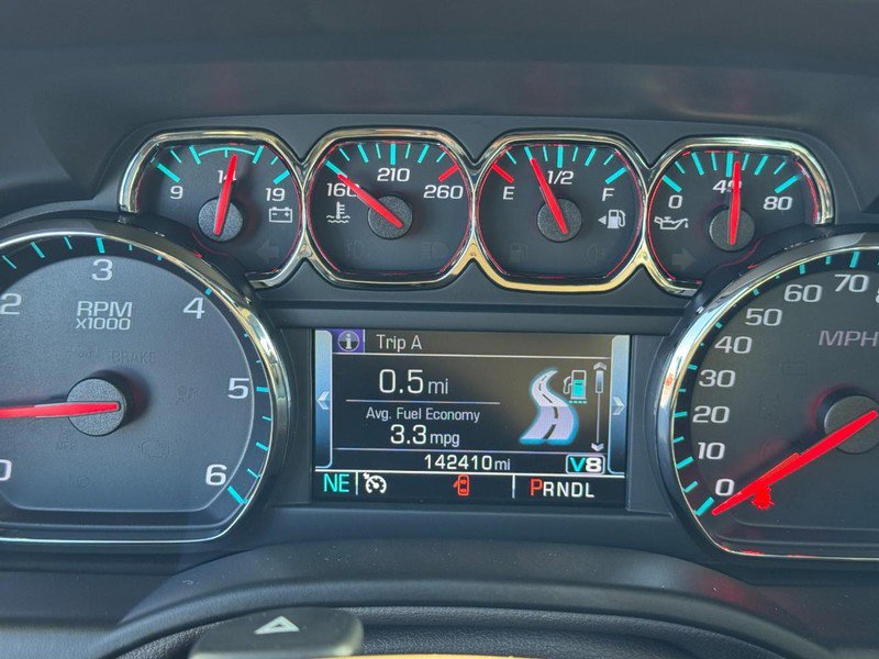 Used 2019 Chevrolet Suburban LT image 22