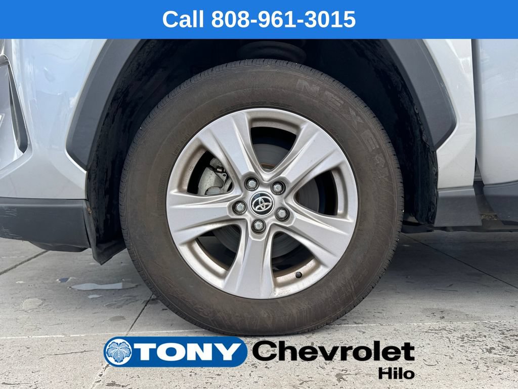 Used 2024 Toyota RAV4 XLE AWD/4WD image 37