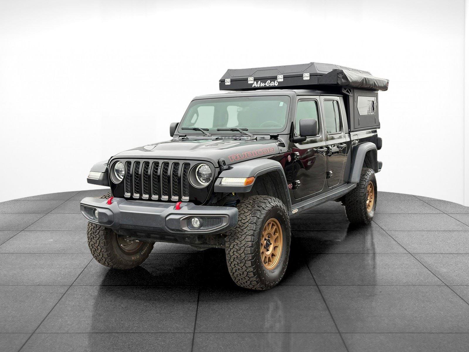 Used 2023 Jeep Gladiator Rubicon w/ LED Lighting Group AWD/4WD image 3