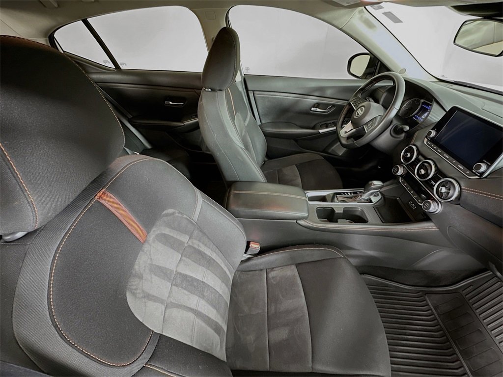 Used 2022 Nissan Sentra SR w/ Trunk Package image 25