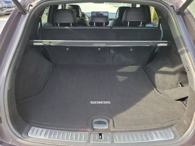 Used 2023 Genesis GV70 2.5T w/ Sport Prestige Package AWD/4WD image 11