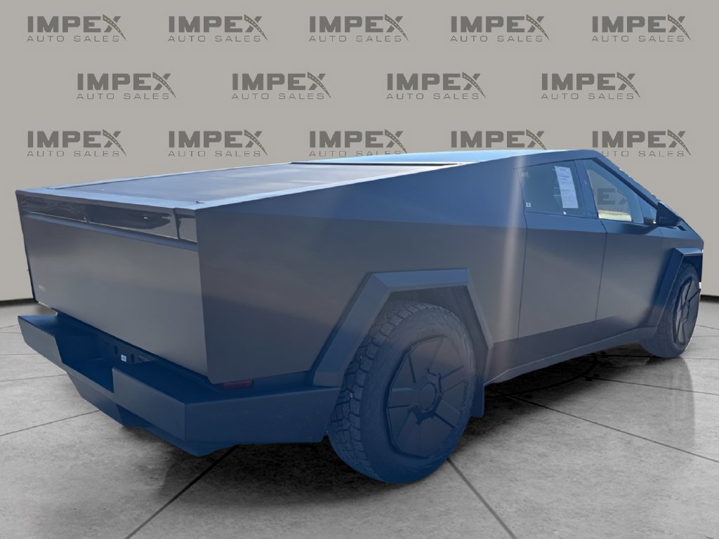 Used 2024 Tesla Cybertruck AWD Crew Cab image 5