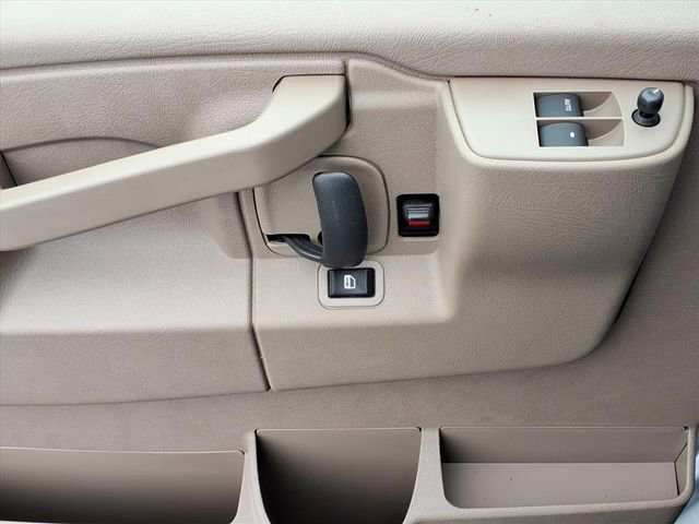 New 2025 Chevrolet Express 2500 image 11
