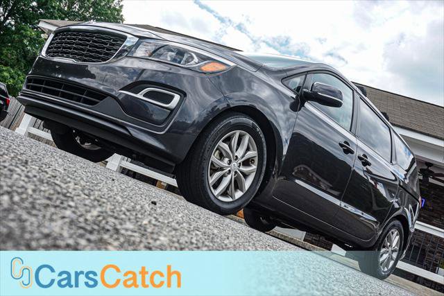 Used 2019 Kia Sedona EX FWD image 4