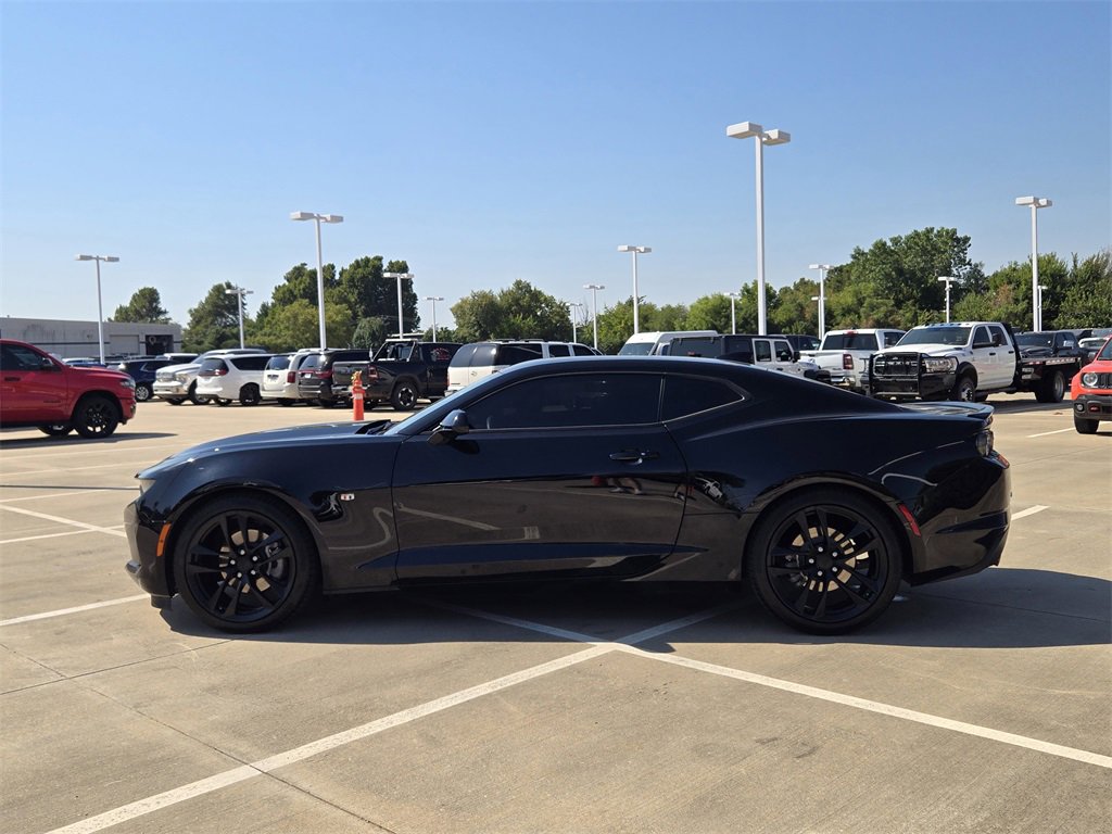 Used 2023 Chevrolet Camaro LT w/ RS Package image 5