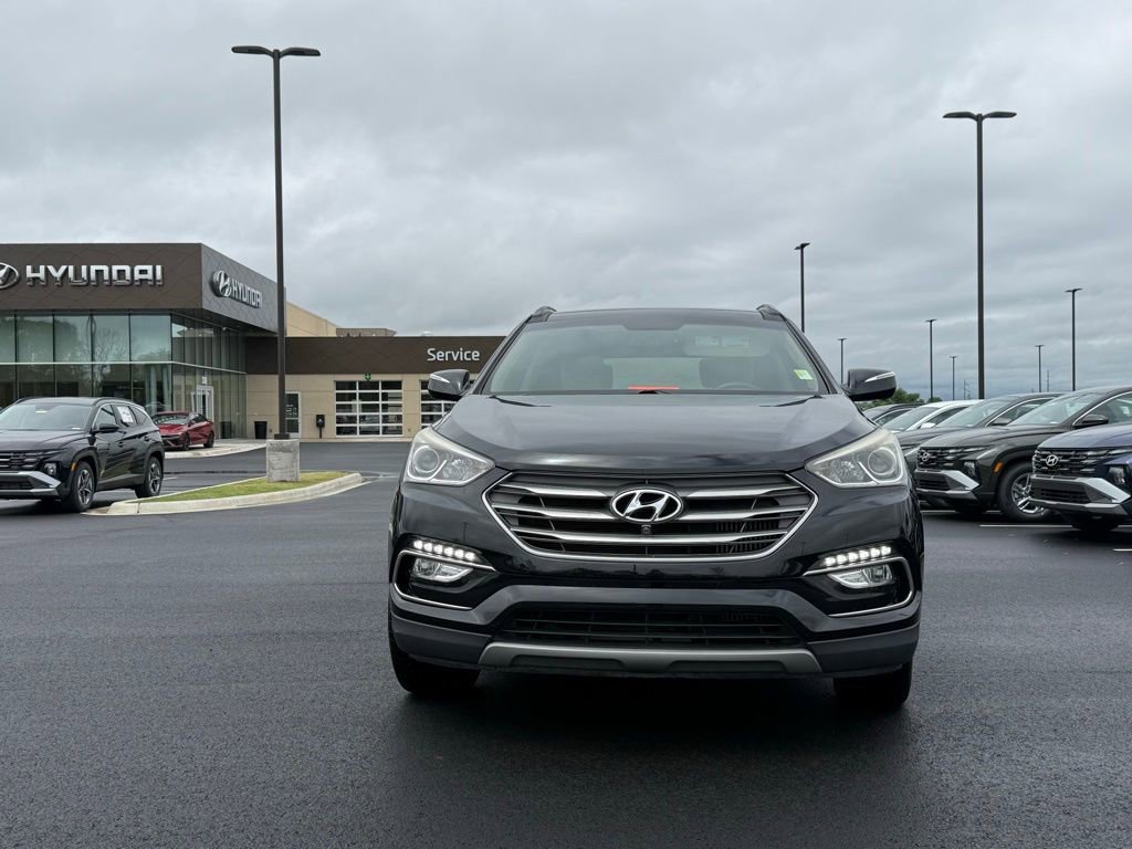 Used 2018 Hyundai Santa Fe Sport FWD image 2