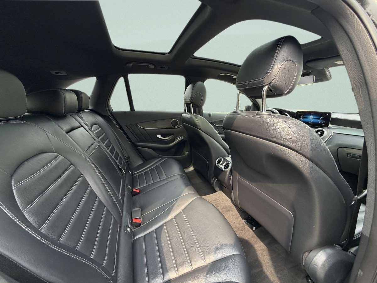 Used 2022 Mercedes-Benz GLC 43 AMG 4MATIC image 19