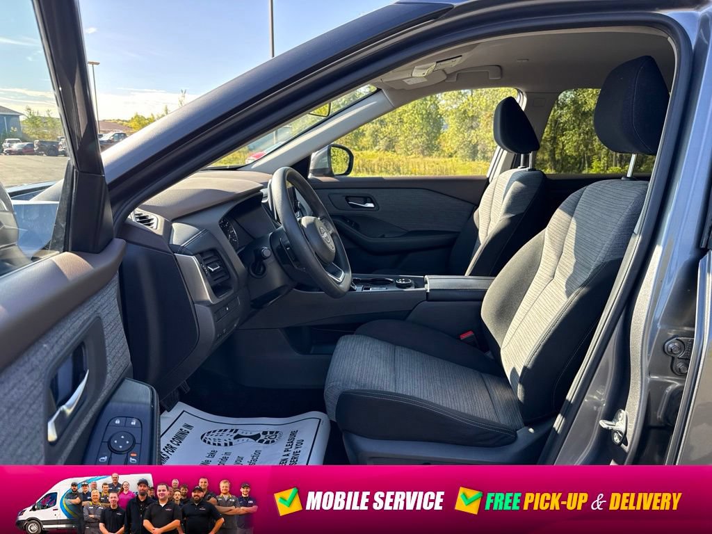 Used 2023 Nissan Rogue SV AWD/4WD image 21