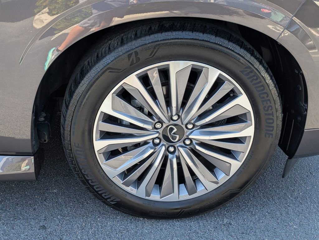 Used 2025 INFINITI QX80 Luxe image 18