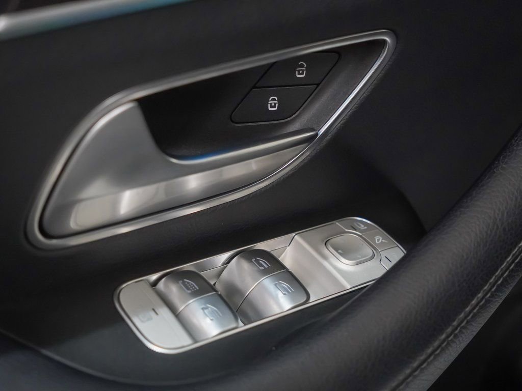 Used 2020 Mercedes-Benz GLE 350 4MATIC image 23