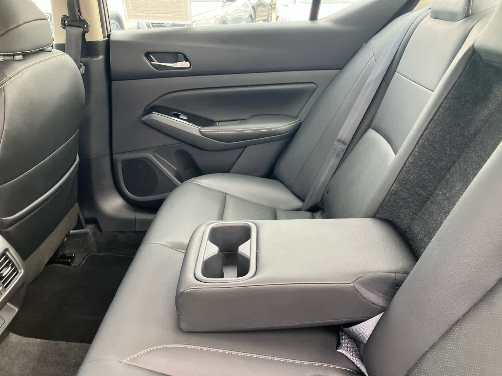 Used 2024 Nissan Altima 2.5 SL image 32