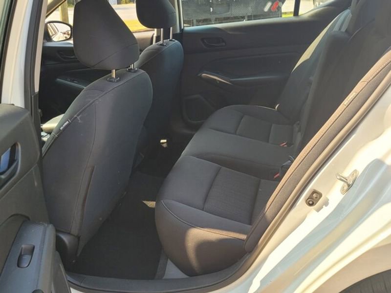 Used 2024 Nissan Altima 2.5 S image 7