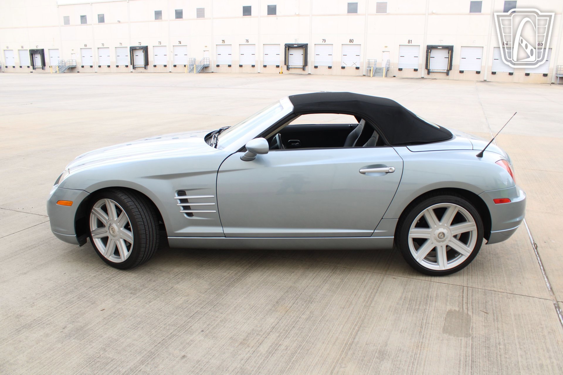 Used 2005 Chrysler Crossfire Limited image 13