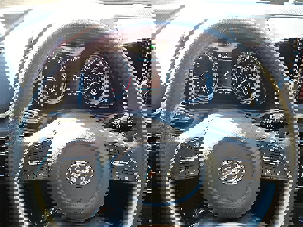 Used 2023 Hyundai Sonata SEL image 19