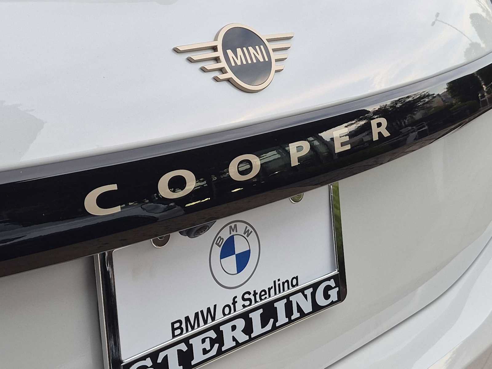 New 2027 MINI Cooper 2-Door Hardtop FWD image 13