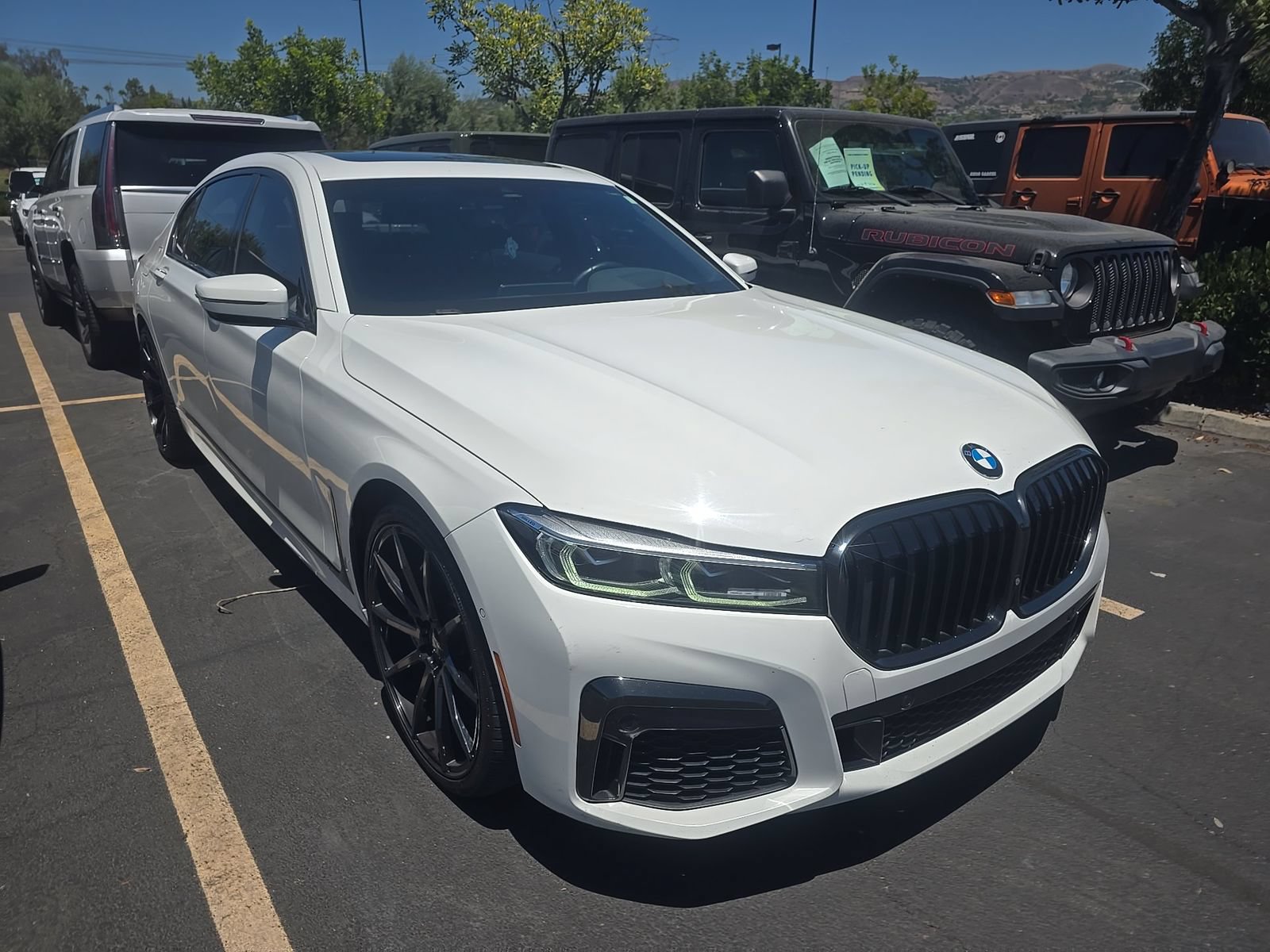 Used 2020 BMW 750i xDrive w/ M Sport Package AWD/4WD image 4