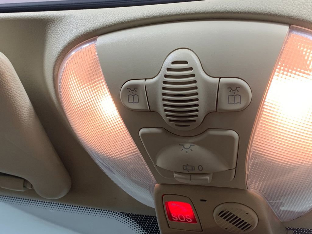 Used 2009 Mercedes-Benz SL 550 image 29