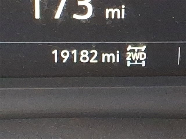 Used 2025 Cadillac XT5 Premium Luxury image 22