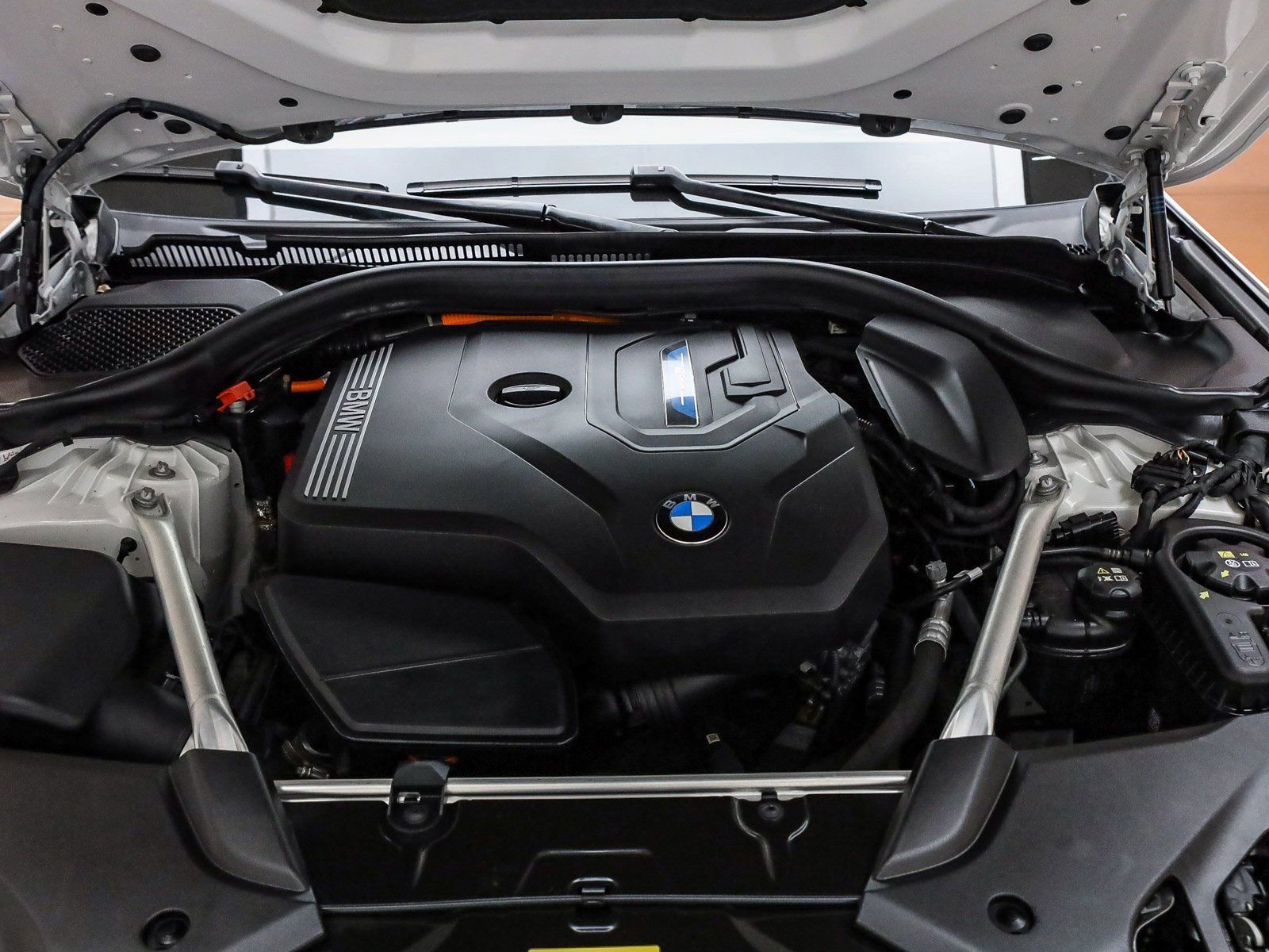 Certified 2023 BMW 530e w/ M Sport Package image 29