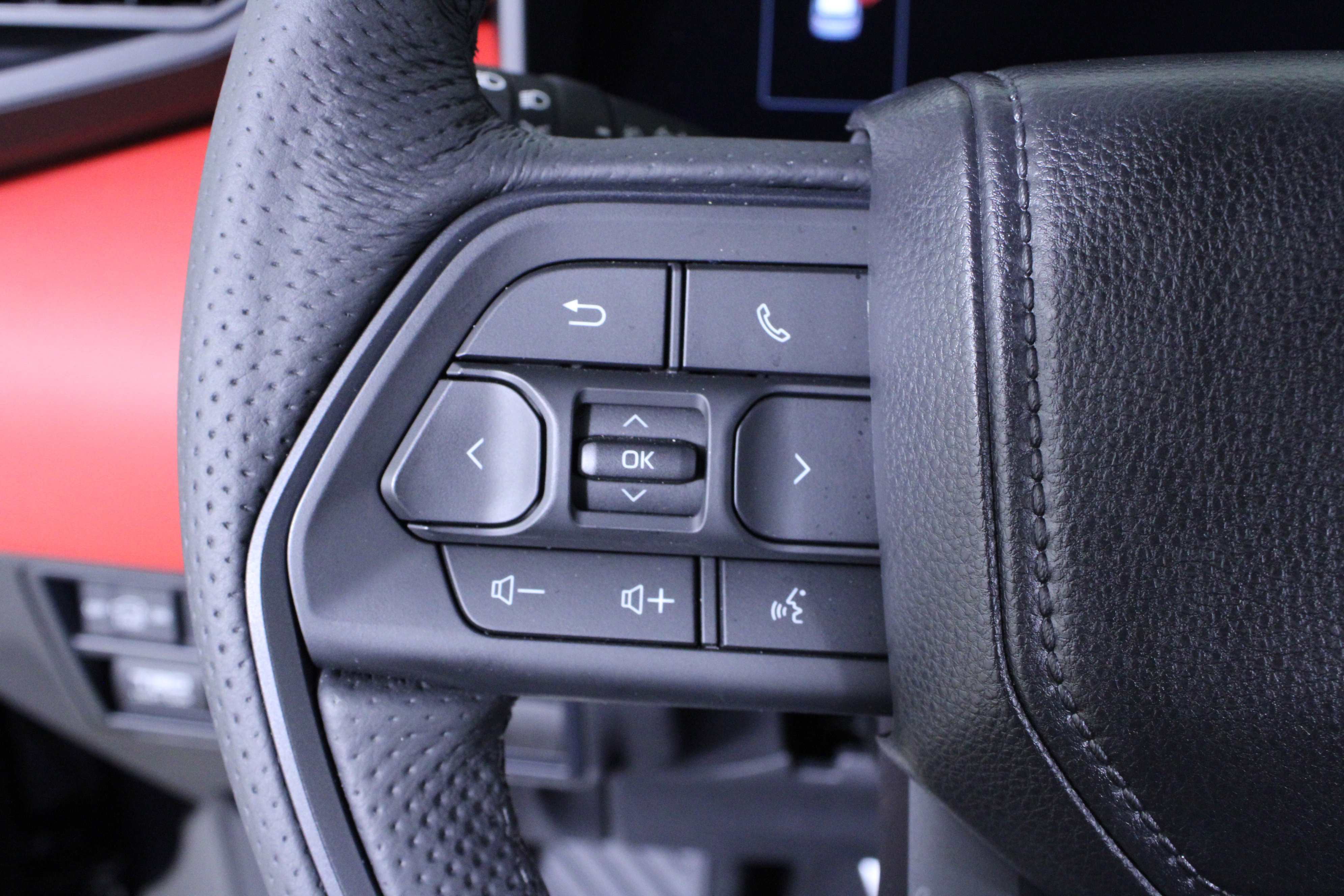 Used 2025 Toyota Sequoia TRD Pro image 30