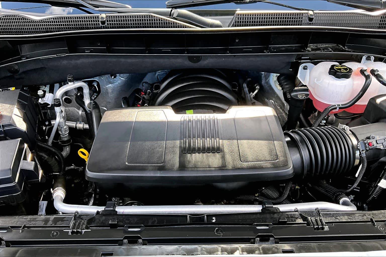 Used 2026 GMC Sierra 1500 SLT RWD image 32