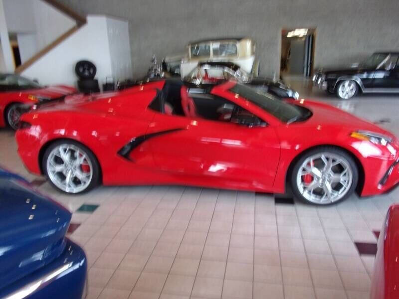 Used 2023 Chevrolet Corvette Stingray Premium Conv w/ Z51 Performance Package image 4