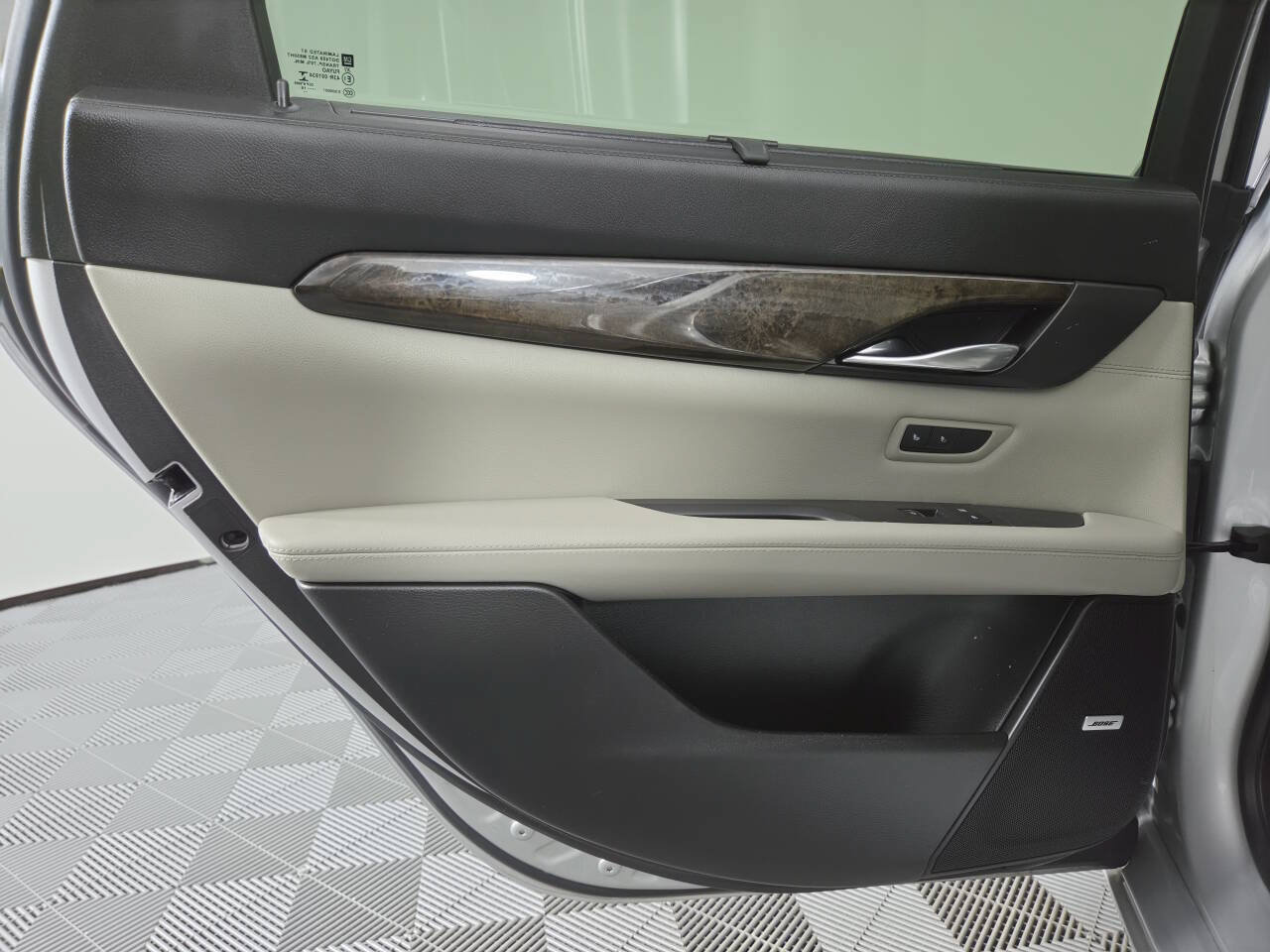 Used 2017 Cadillac CT6 Luxury AWD/4WD image 19