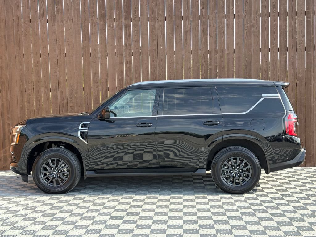 Used 2025 Nissan Armada SV AWD/4WD image 14