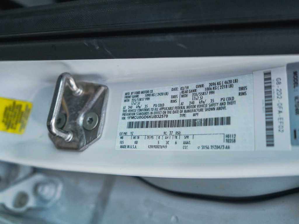 Used 2019 Ford Escape SE image 47