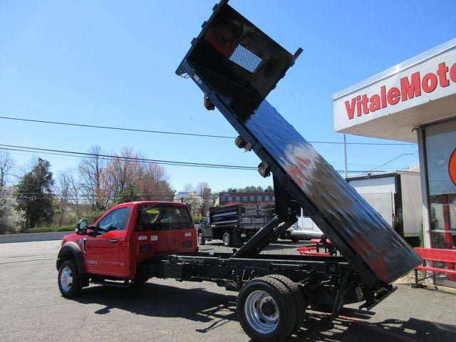 Used 2017 Ford F550 4x4 Regular Cab Super Duty image 2