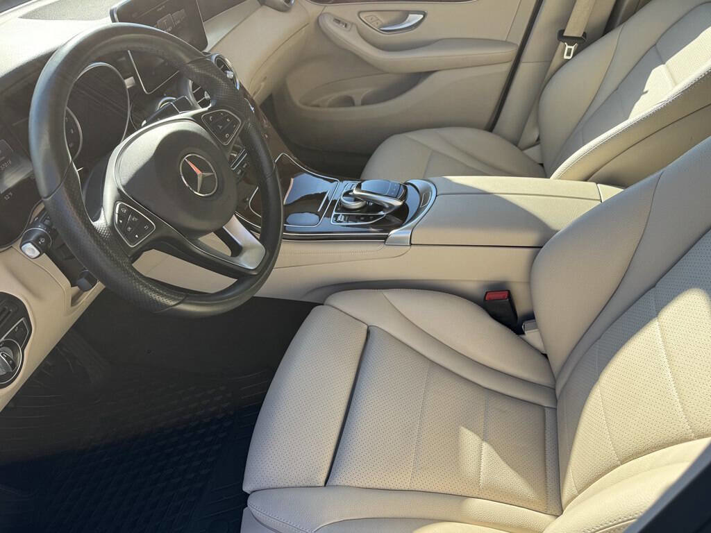 Used 2016 Mercedes-Benz GLC 300 w/ Multimedia Package image 15