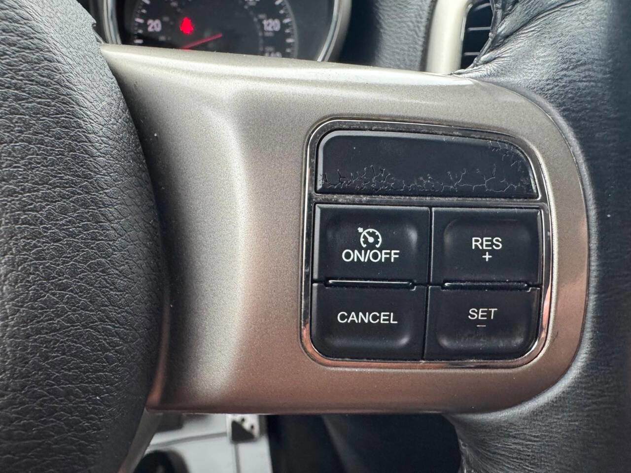 Used 2012 Jeep Grand Cherokee Limited image 18